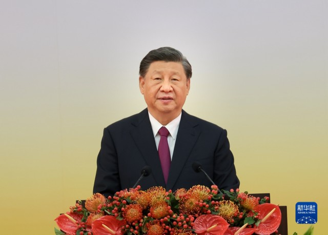 同庆建党节，共贺回归日